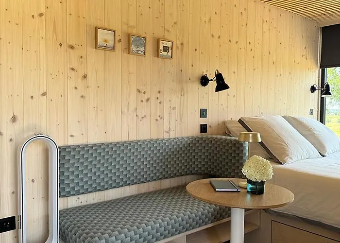 Vineyard At Chateau Puynard Lägenhet Berson