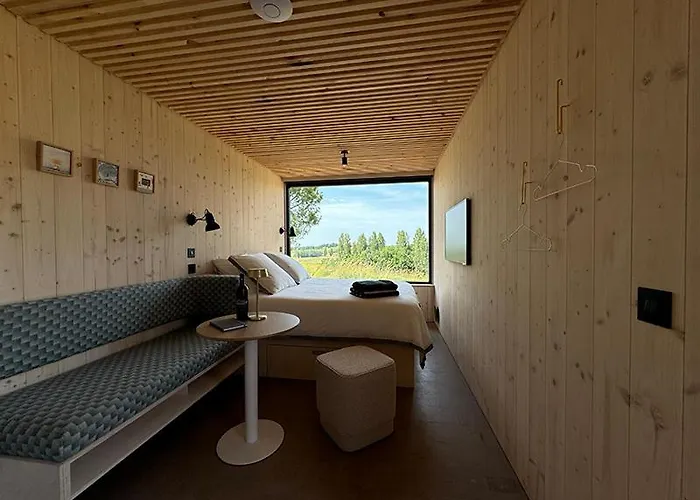 Vineyard At Chateau Puynard Lägenhet *