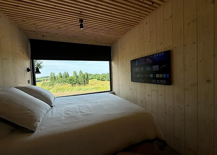 Vineyard At Chateau Puynard Lägenhet *